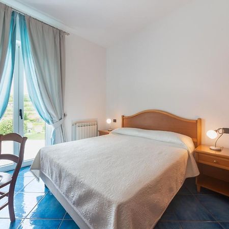Villa Rosalia Barano d'Ischia ภายนอก รูปภาพ